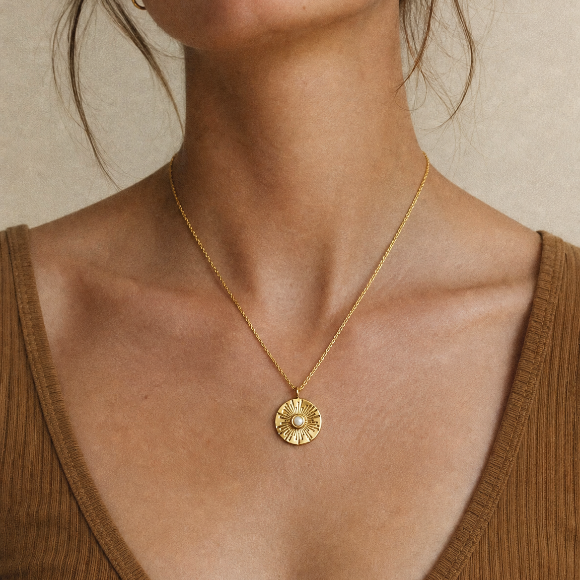 Sonnenstrahl Opal Halskette 18K vergoldet
